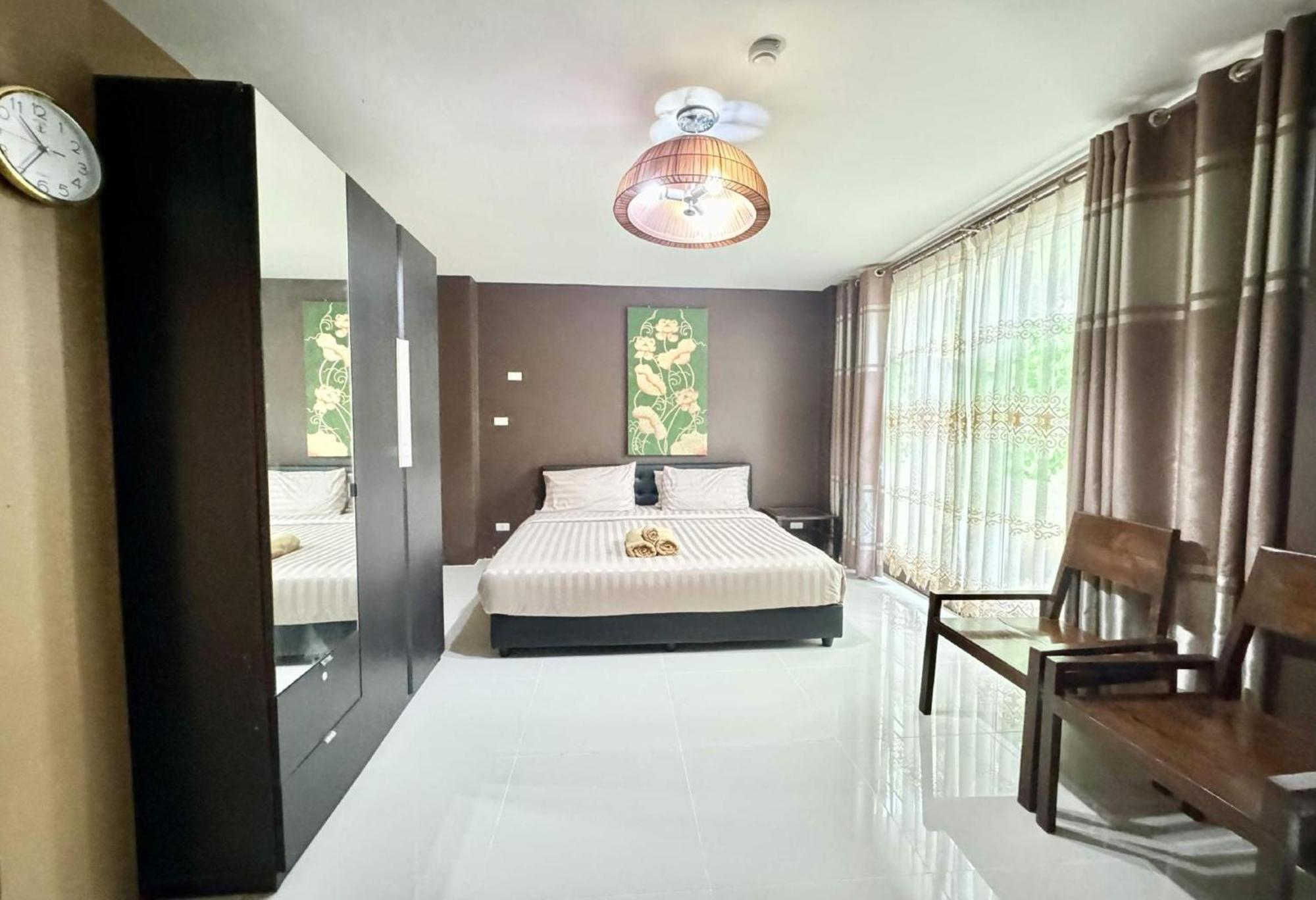 Collection O Bupamontra Chiangmai 3*
