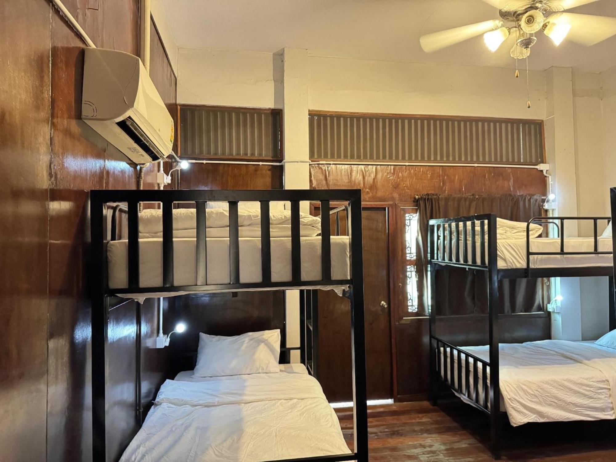 Hotel Collection O Bupamontra Chiangmai 3*
