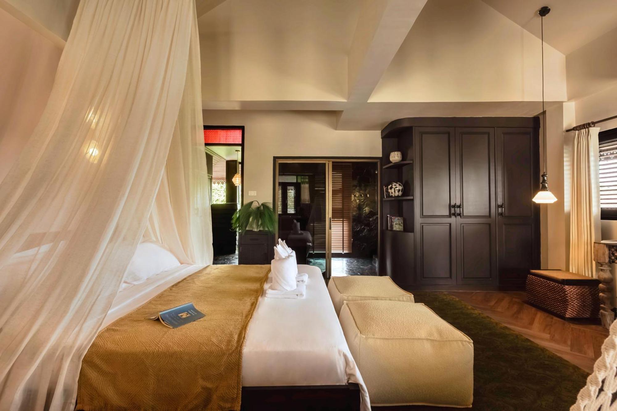 Riverside Private Pool, 7-Bedrooms, Chiang Mai Center, Entire Estate For You - Tanpuri Villa *