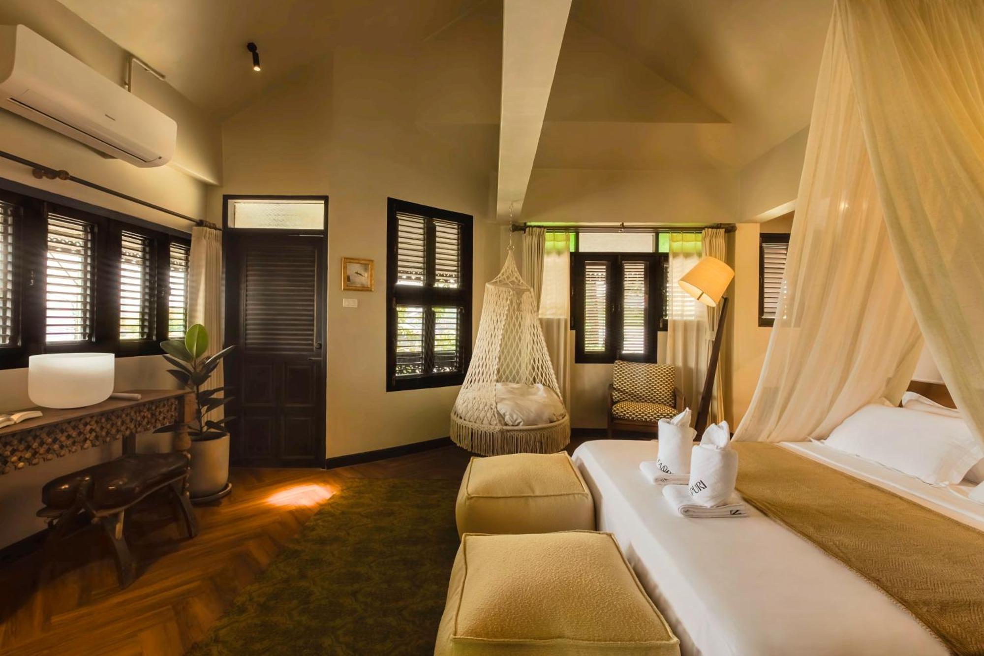 Riverside Pool Estate In - Tanpuri