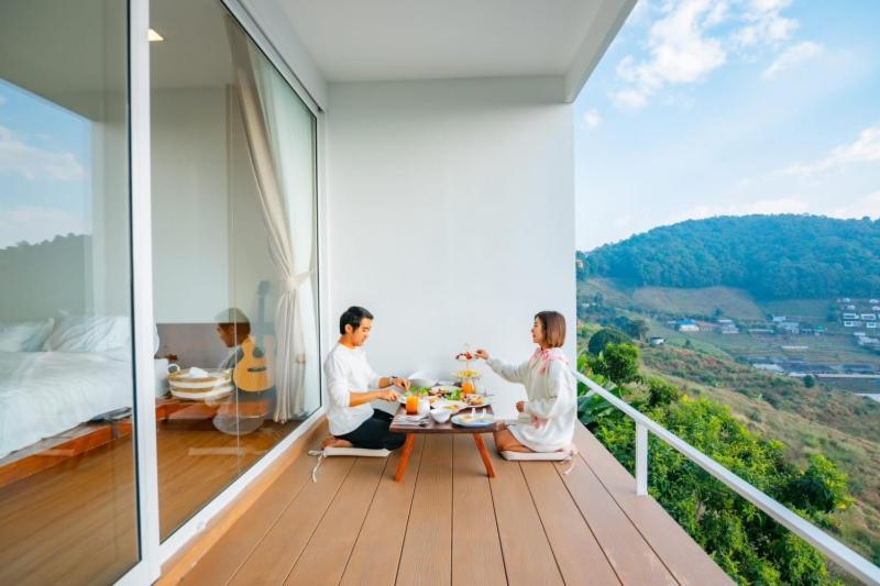 Rai Fah Dao Moncham Hotel