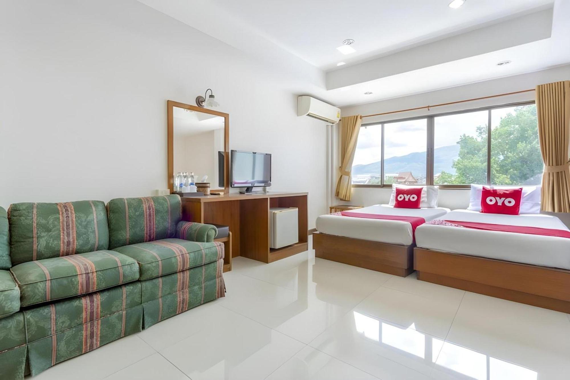 Hotel Super Oyo 1096 Winner Chiang Mai