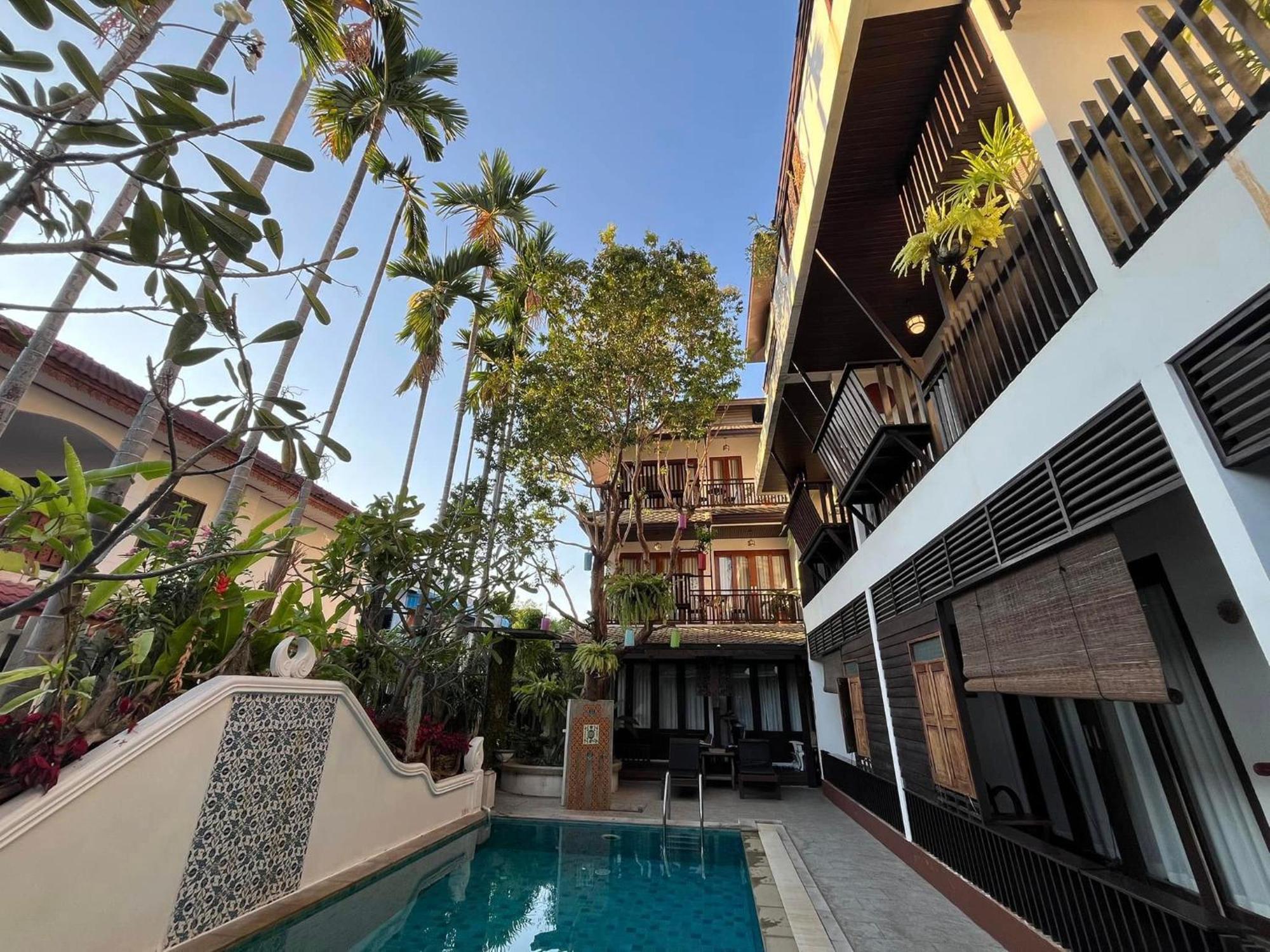 Hotel Baan Huenphen 3*