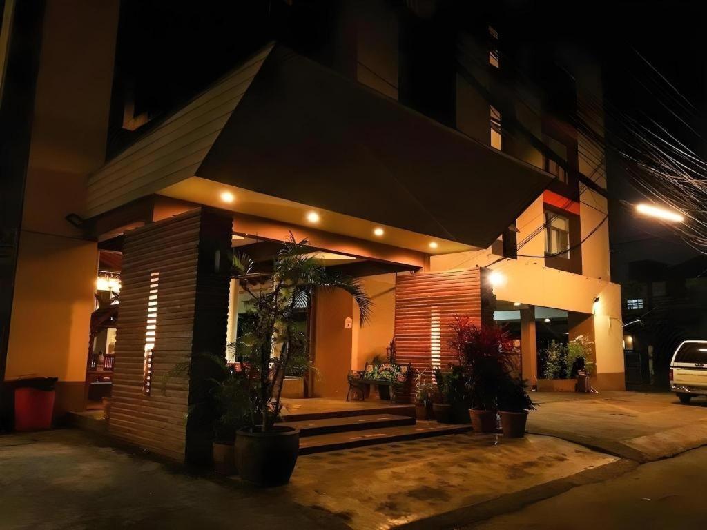 Natee Place Hotel Chiang Mai