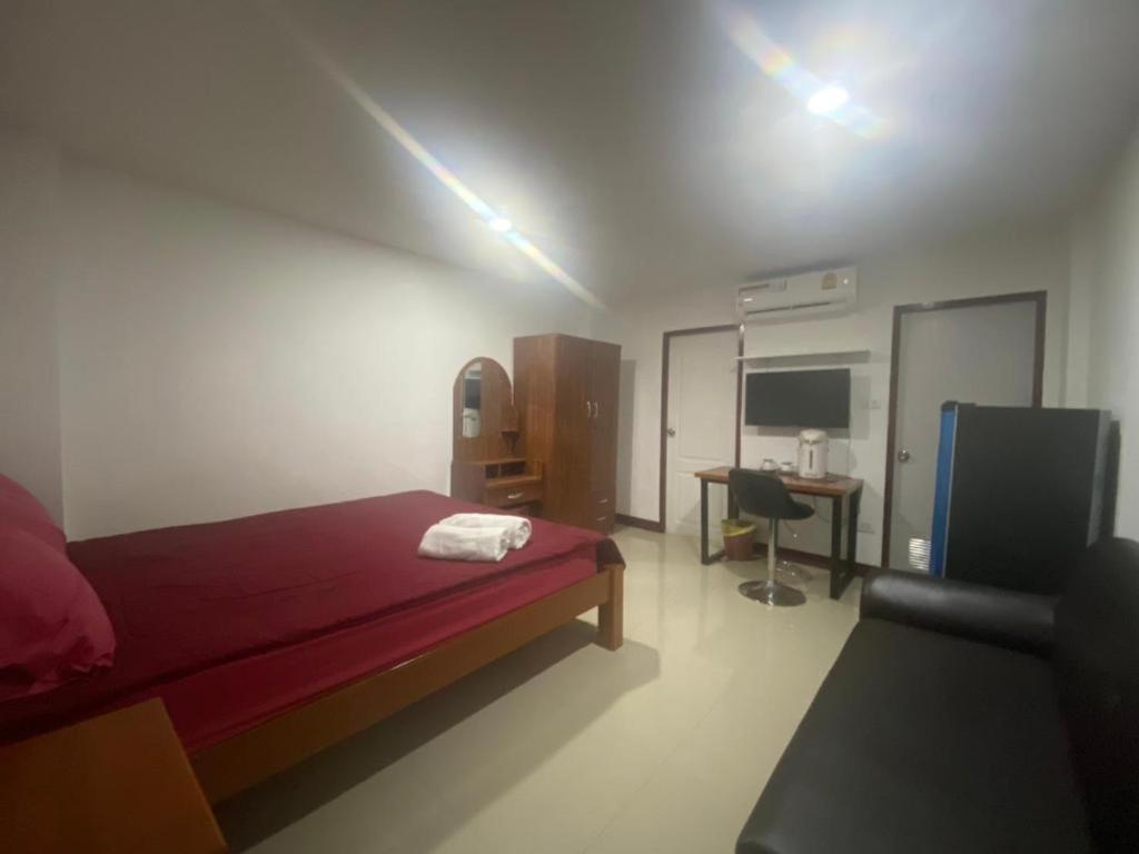 Oyo 1135 Triple A Hotel 3*