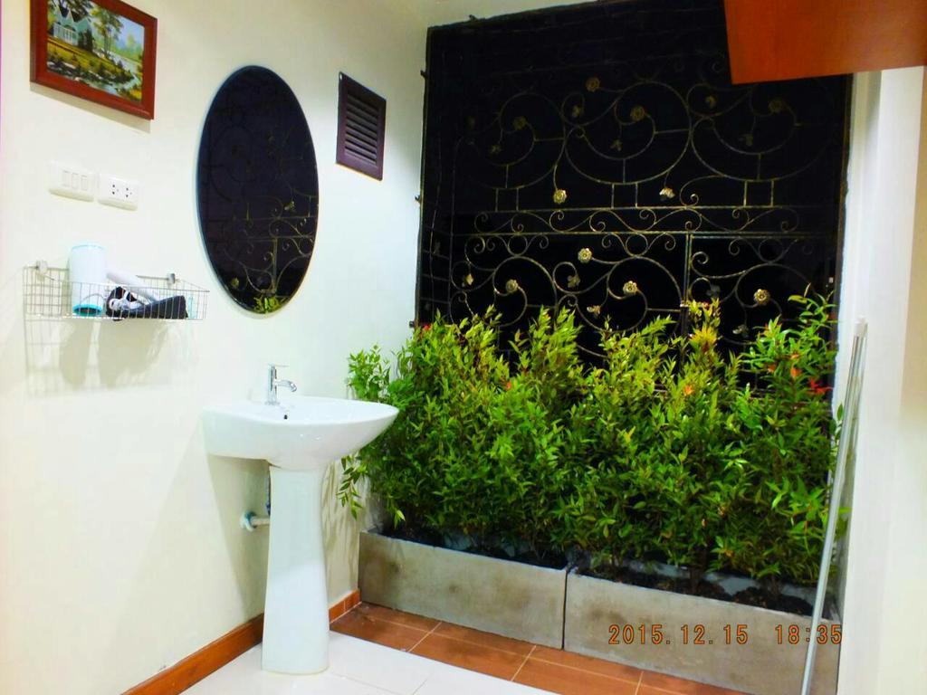 T2b (adults Only) Albergue *