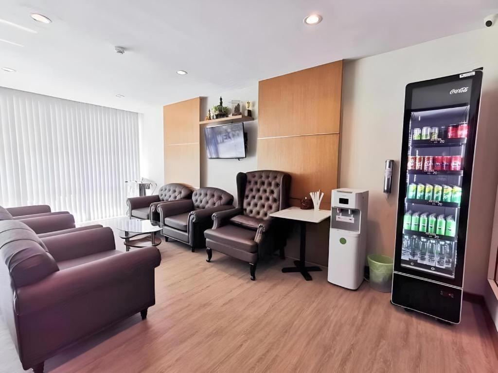 Hotel The Y 3*