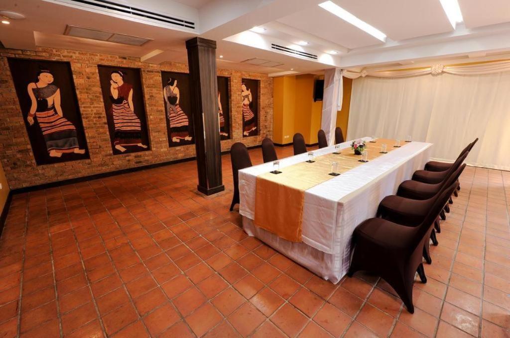 Holiday Garden Hotel&resort Sha Extra Plus Chiang Mai