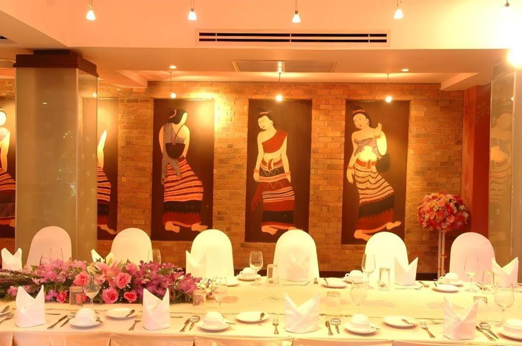 Hotel Holiday Garden Hotel&resort Sha Extra Plus Chiang Mai