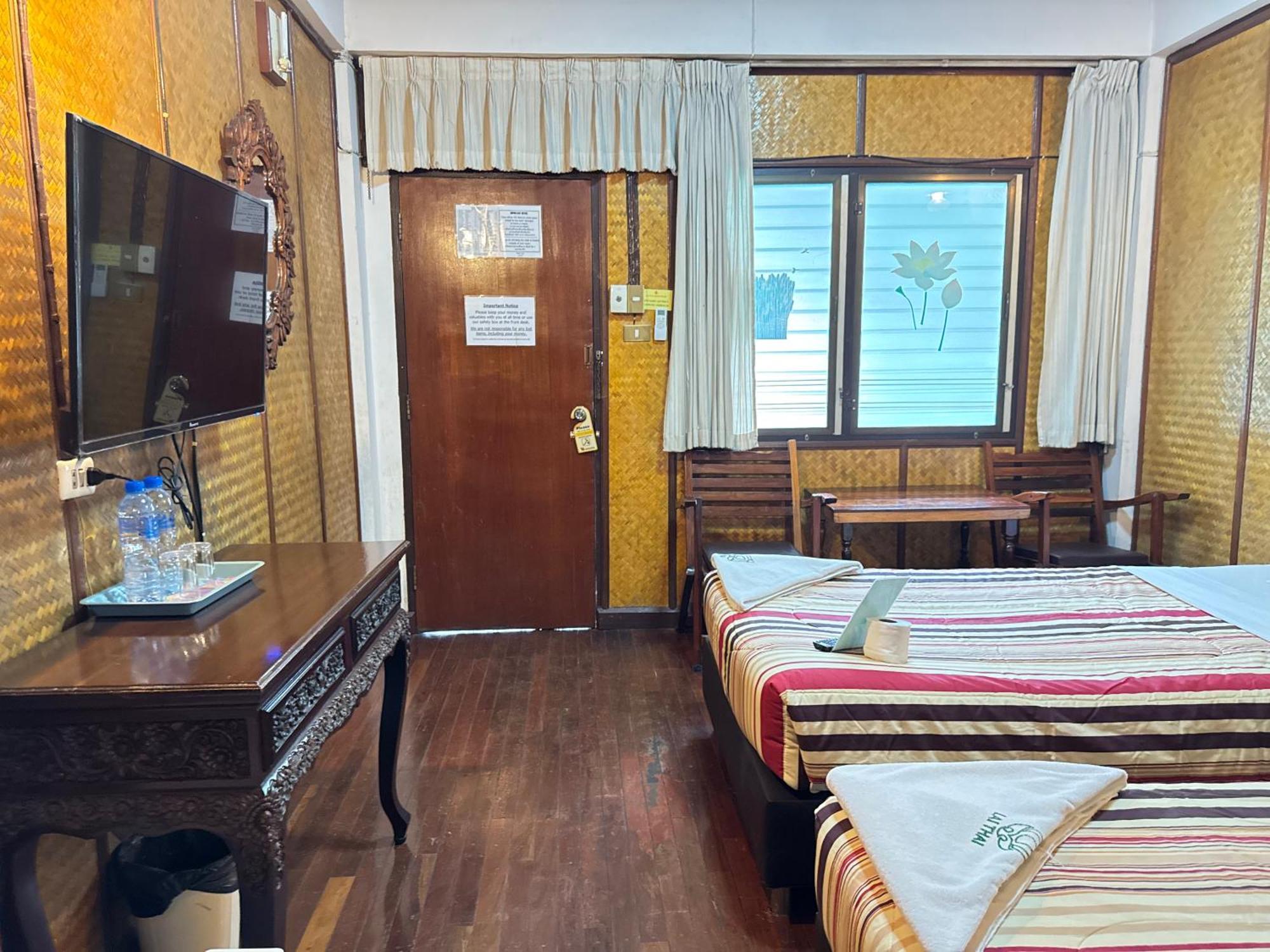 Collection O Khu Mueang Near Tha Phae Gate Formerly Lai Thai 3*