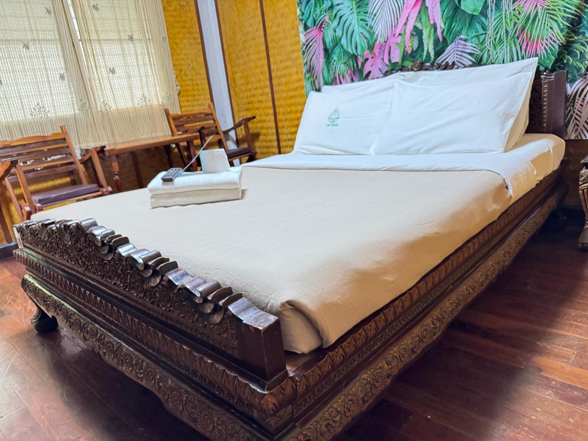 Hotel Collection O Khu Mueang Near Tha Phae Gate Formerly Lai Thai