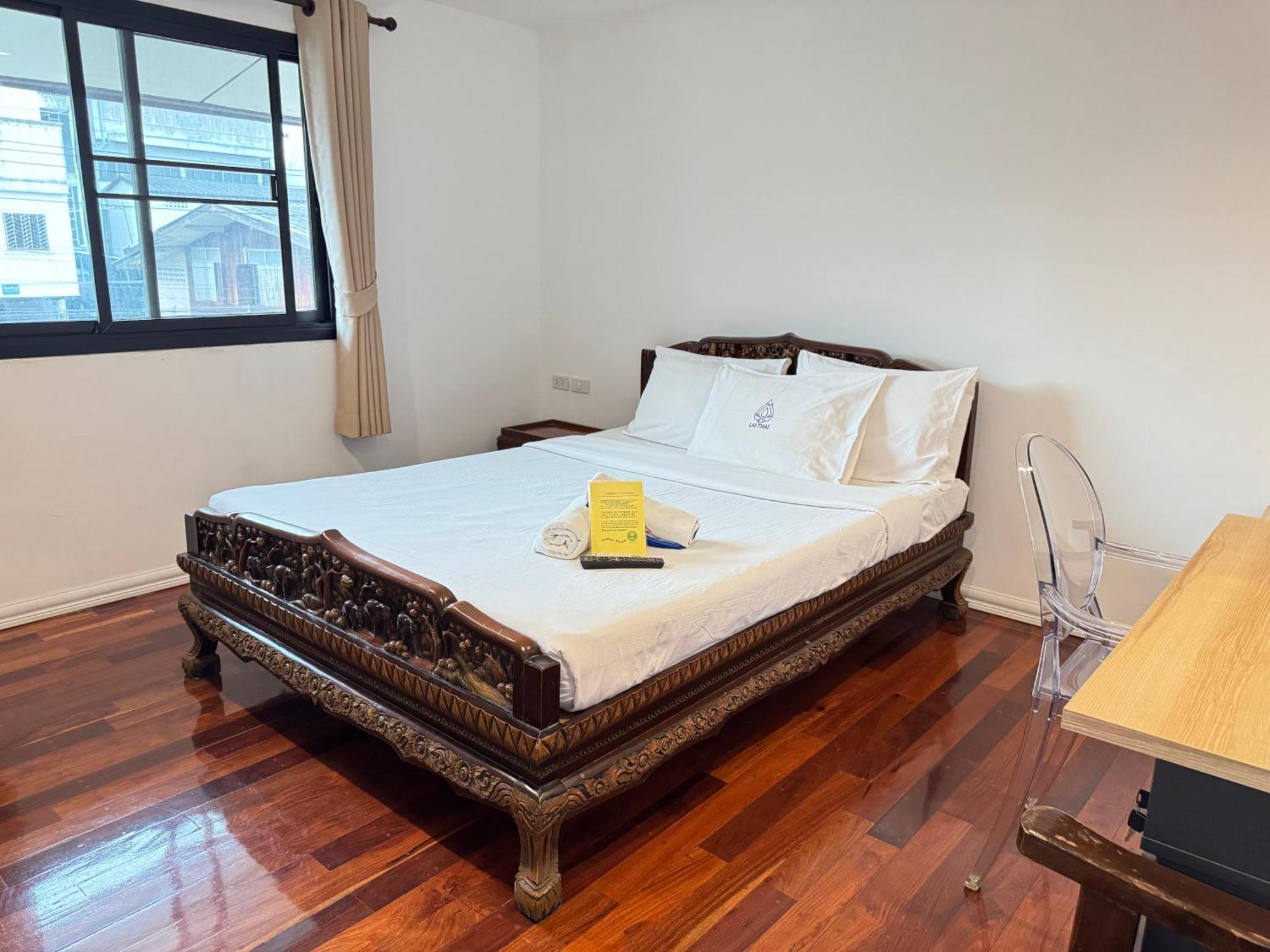 Hotel Collection O Khu Mueang Near Tha Phae Gate Formerly Lai Thai Chiang Mai