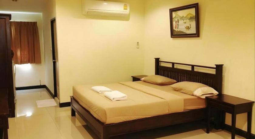Natee Place Hotel