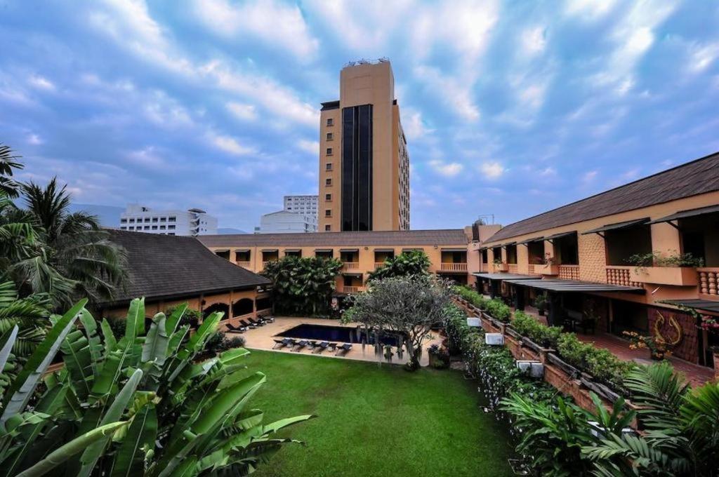 Holiday Garden Hotel&resort Sha Extra Plus Chiang Mai