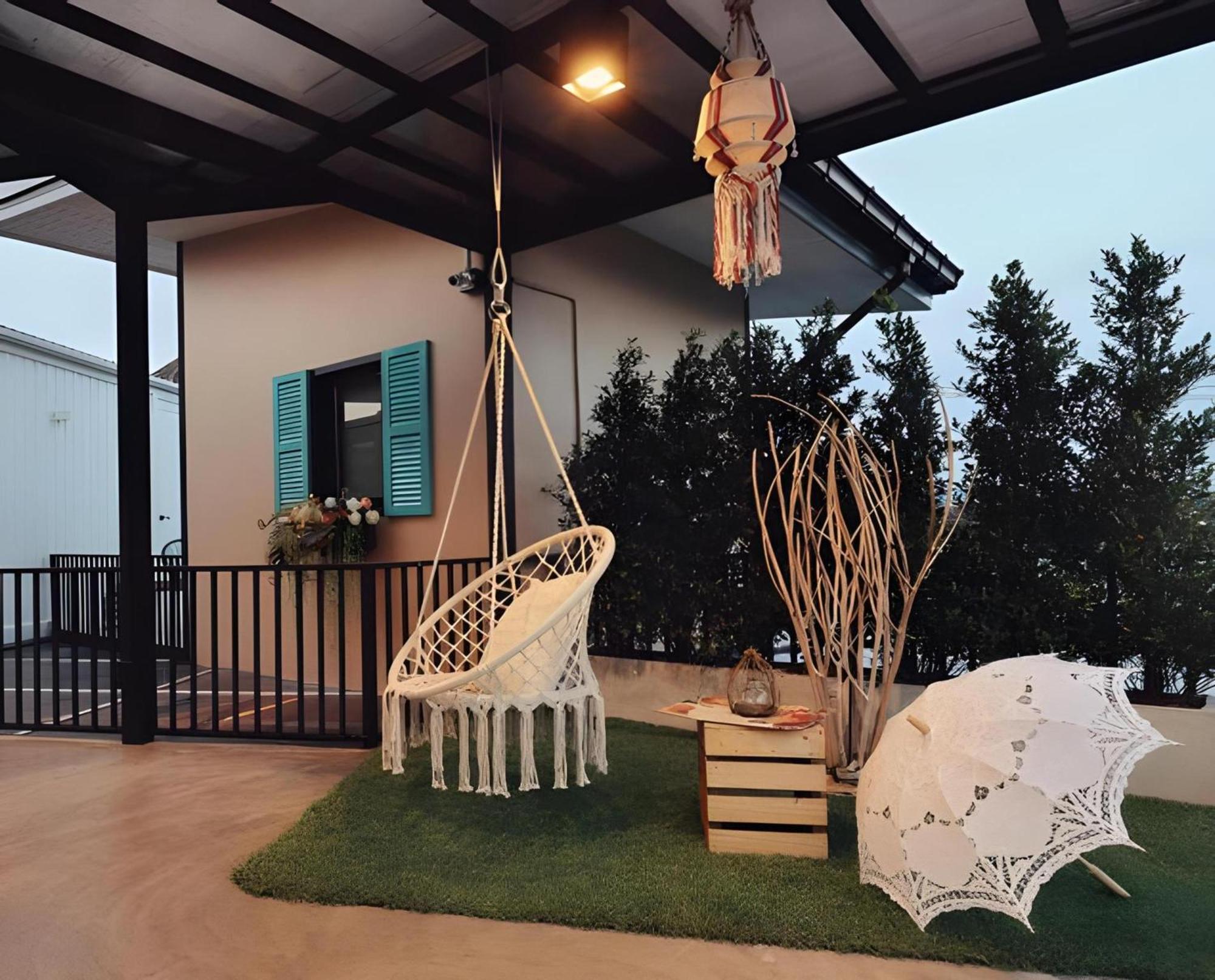 Guest house Capital O 75422 Million Pillows