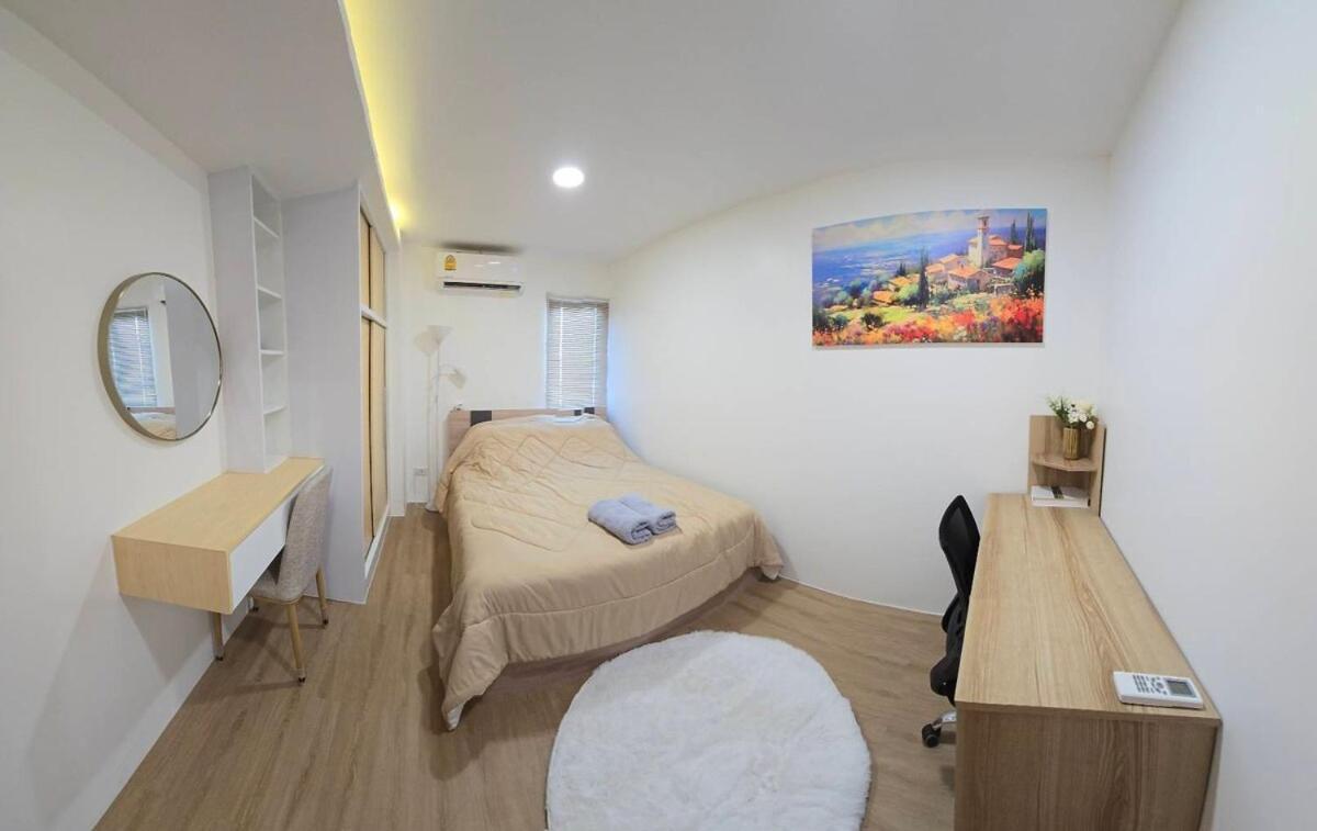 103 2, 2 Bedroom Apartment