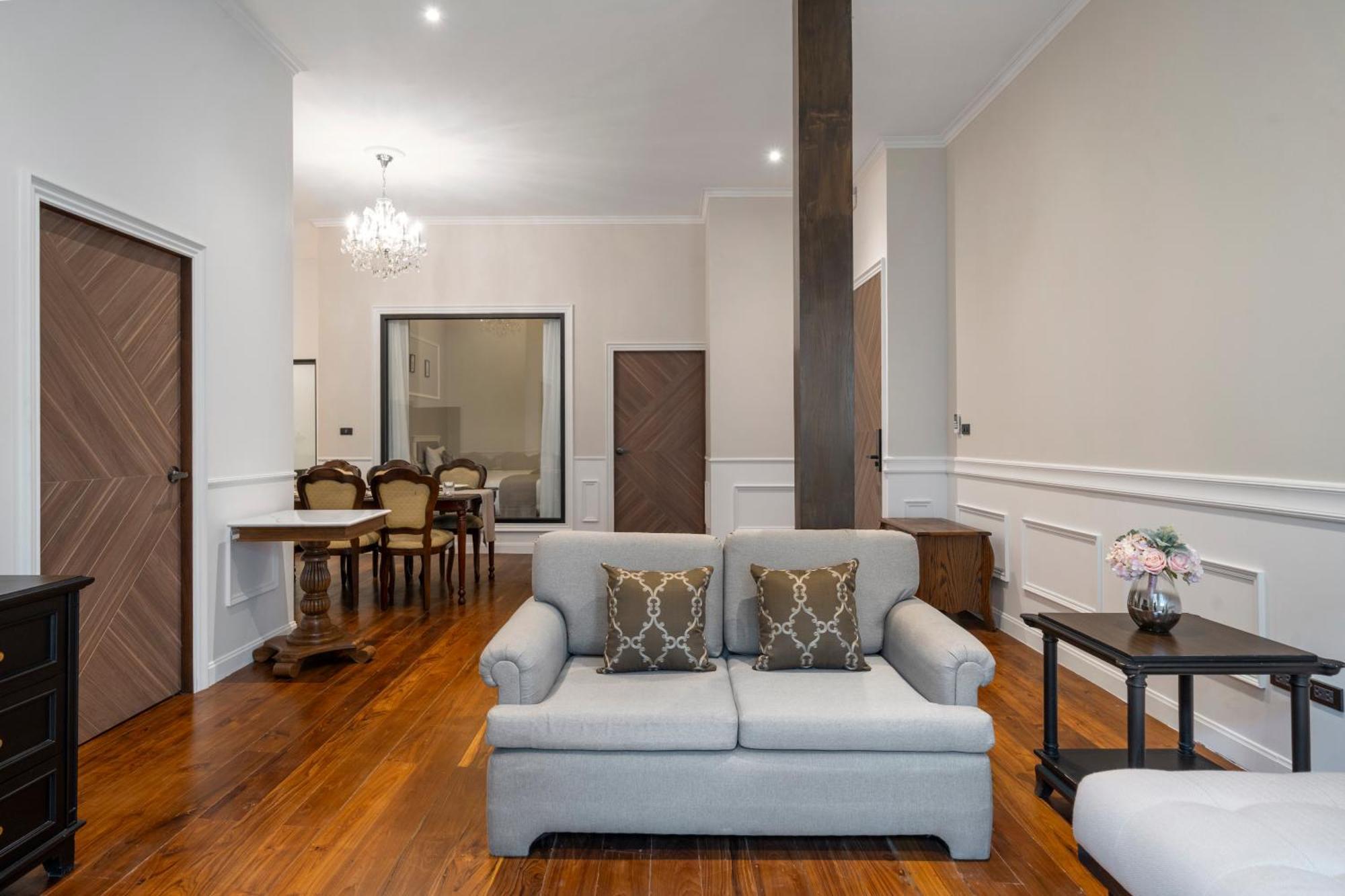 Apartment Sclass Penthouse Changmoi Road Center Old Chiang Mai