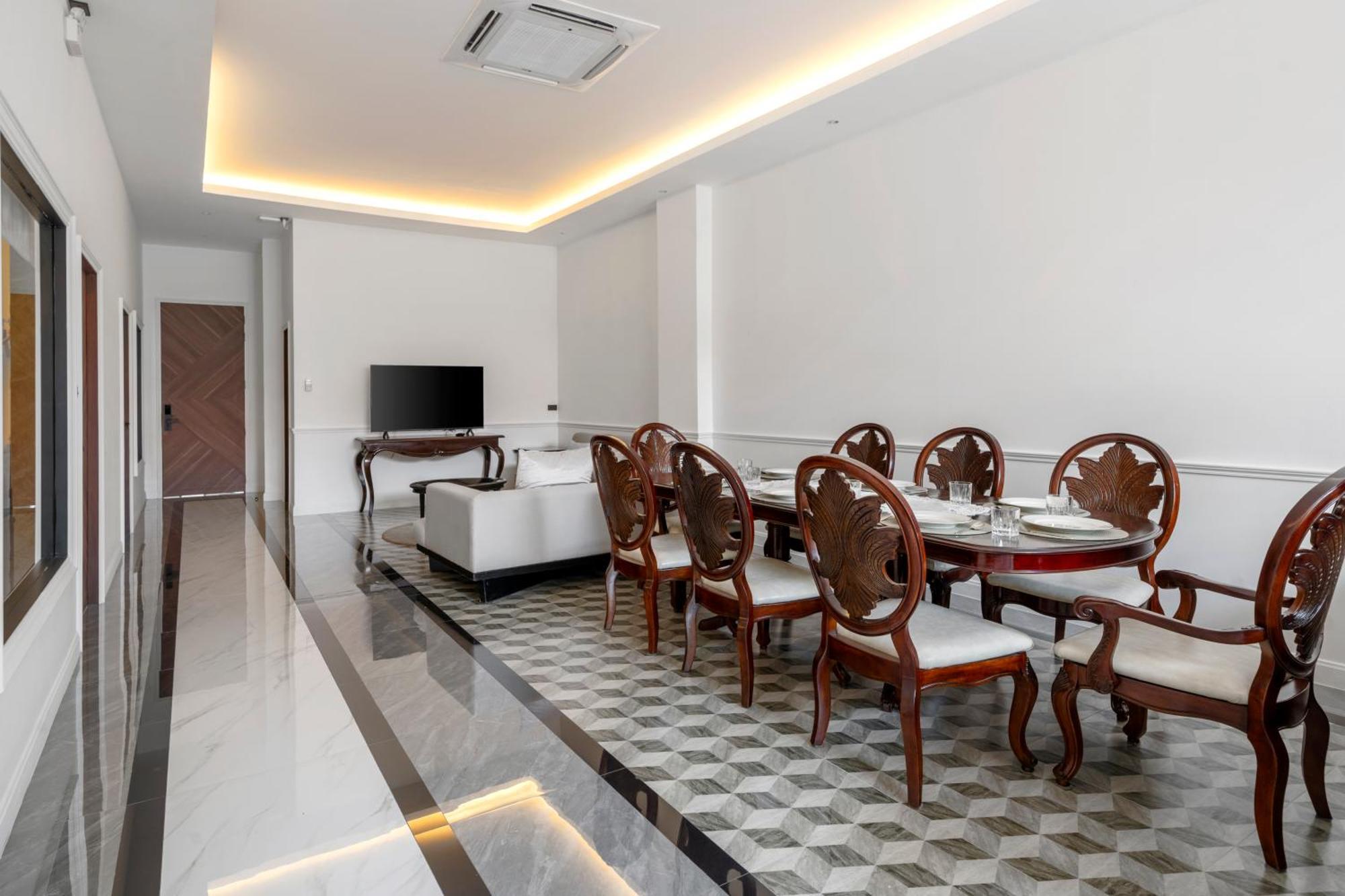 Apartment Sclass Penthouse Changmoi Road Center Old Chiang Mai
