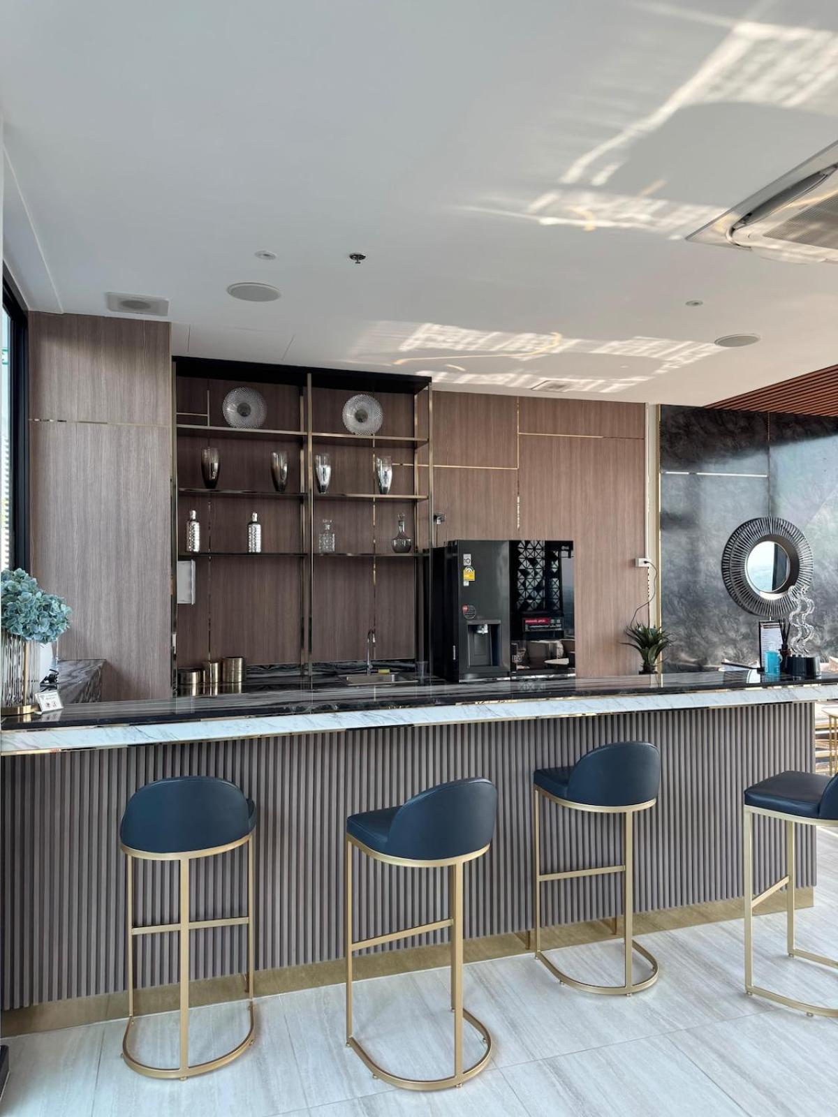 Apartment The Astra Sky River - Family Sute 2bdr 1627 Chiang Mai
