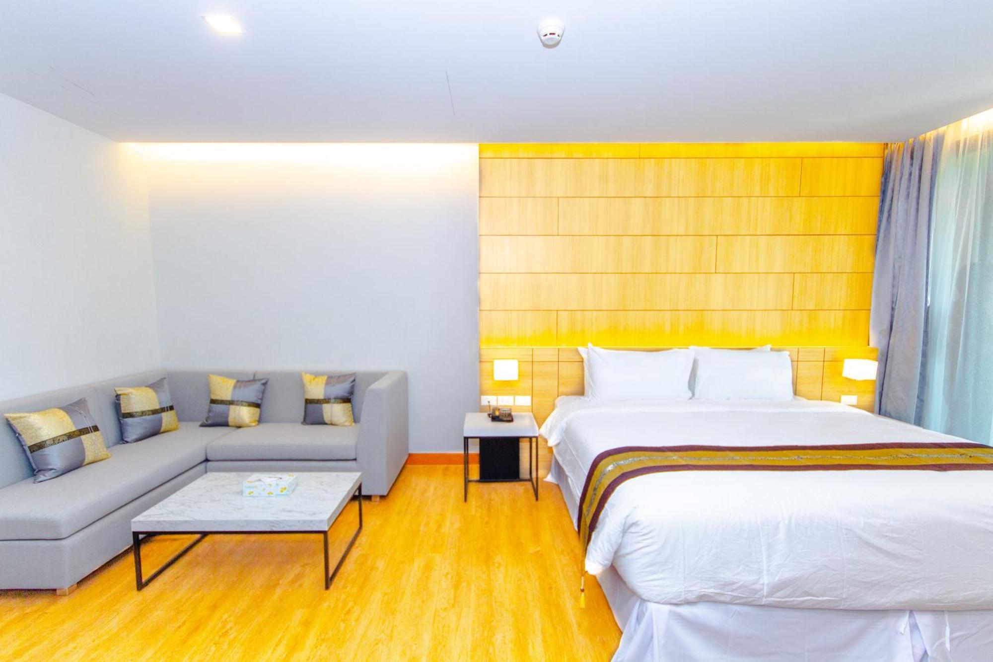The Grand Chaiyapruek Nimman Chiangmai Hotel