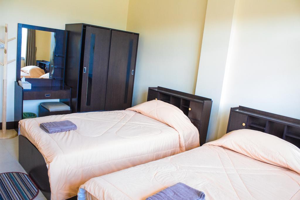 Albergue Rajapruek Place *