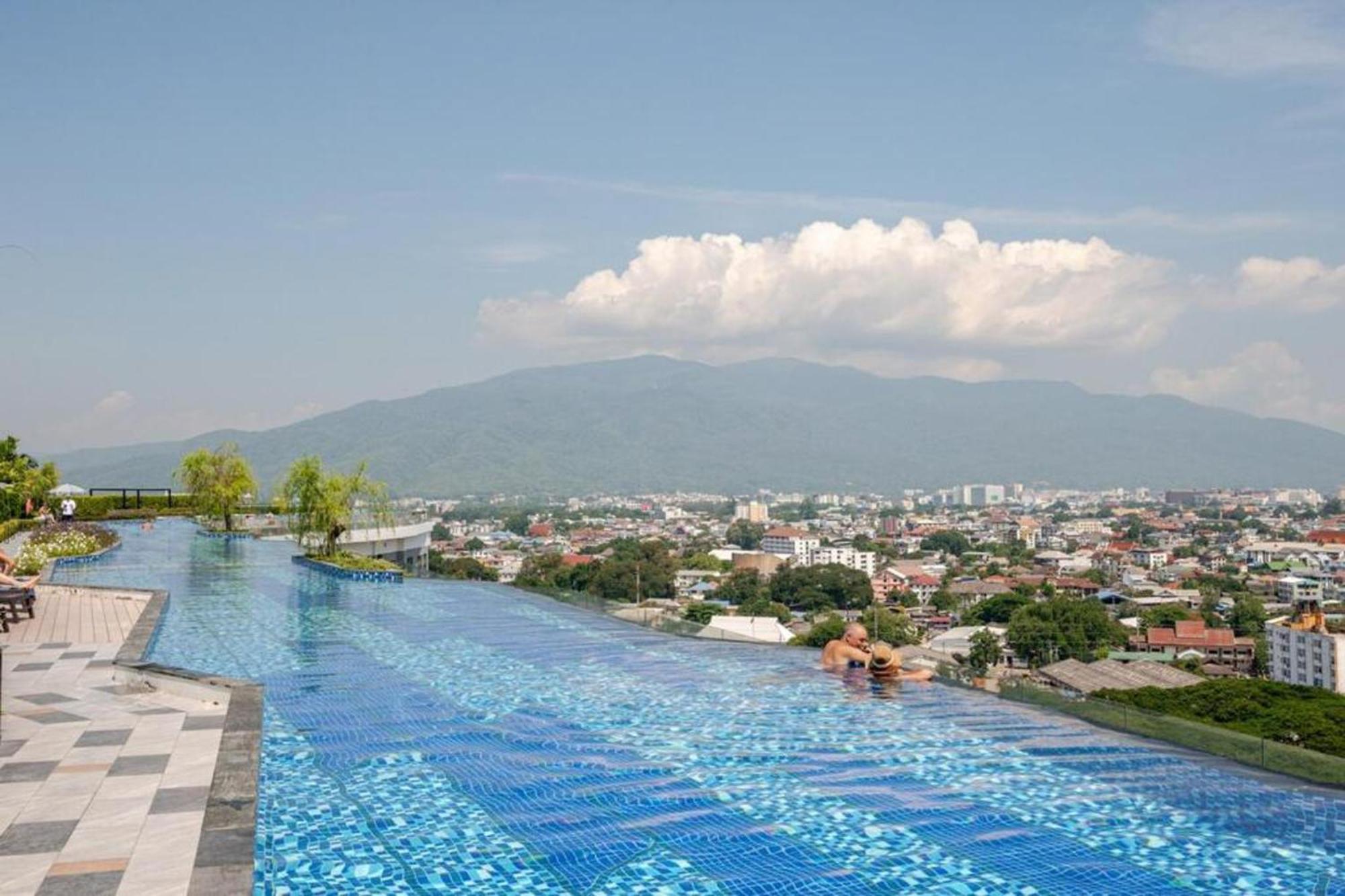 Apartment The Astra Sky River *
