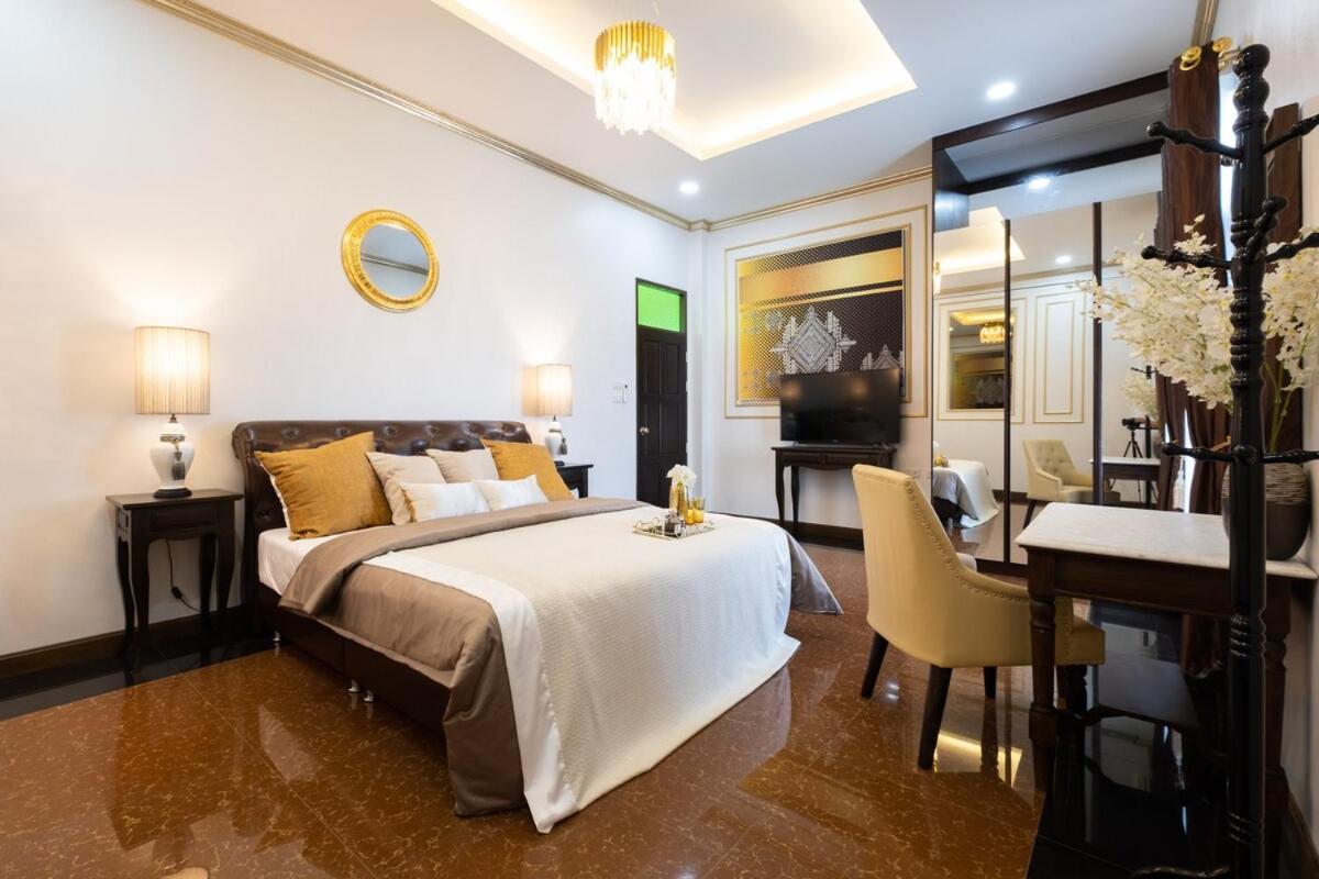 Morden Lanna Style Grand Pool Villa Chiang Mai