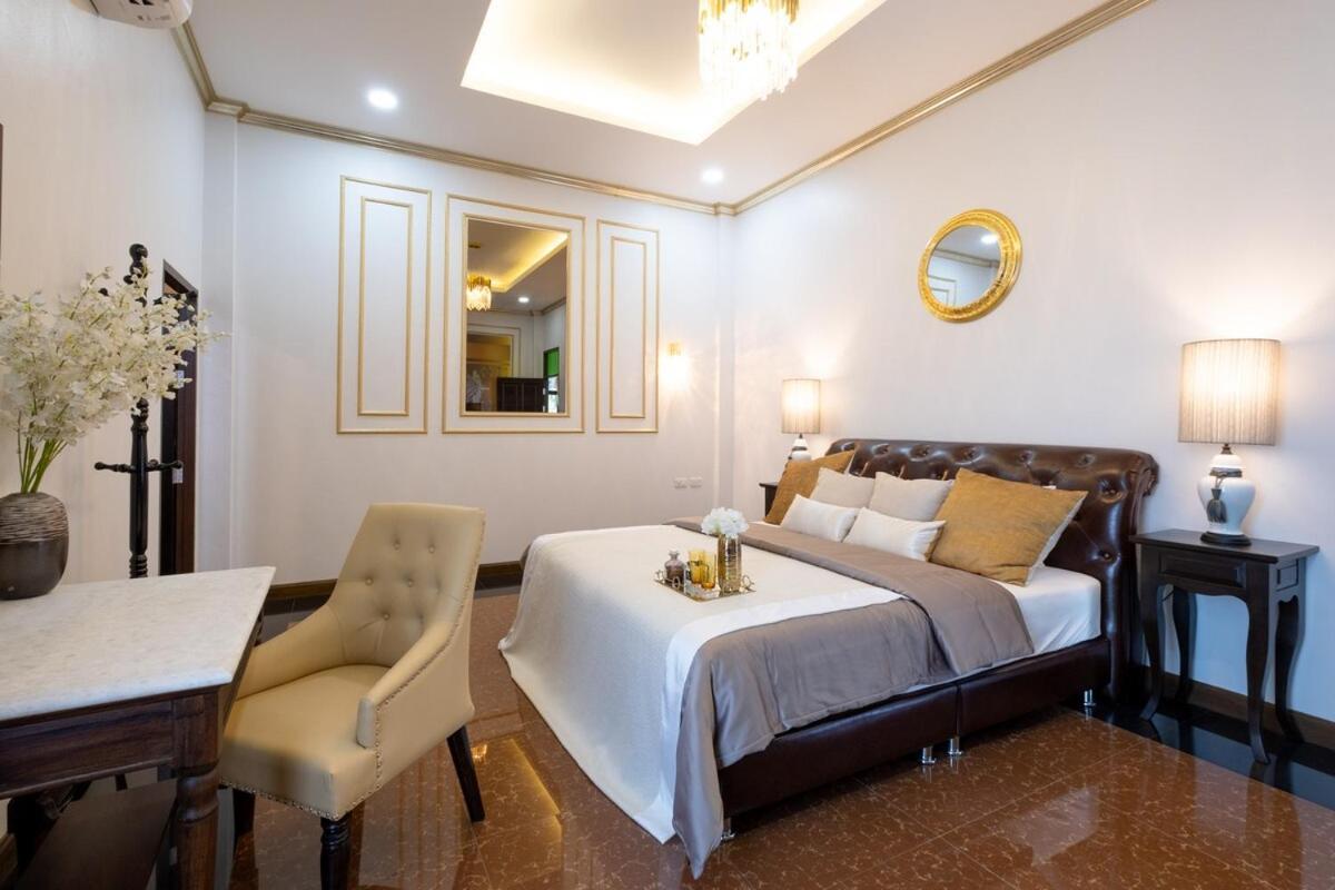 Morden Lanna Style Grand Pool Chiang Mai