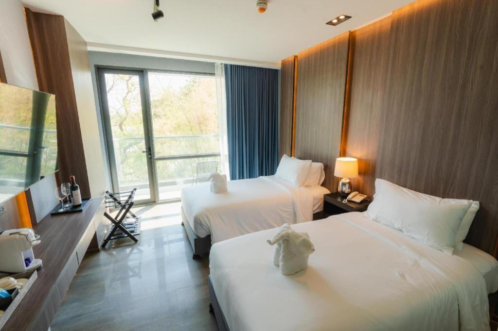 Hotel Mountain View@nimman12 & 4*