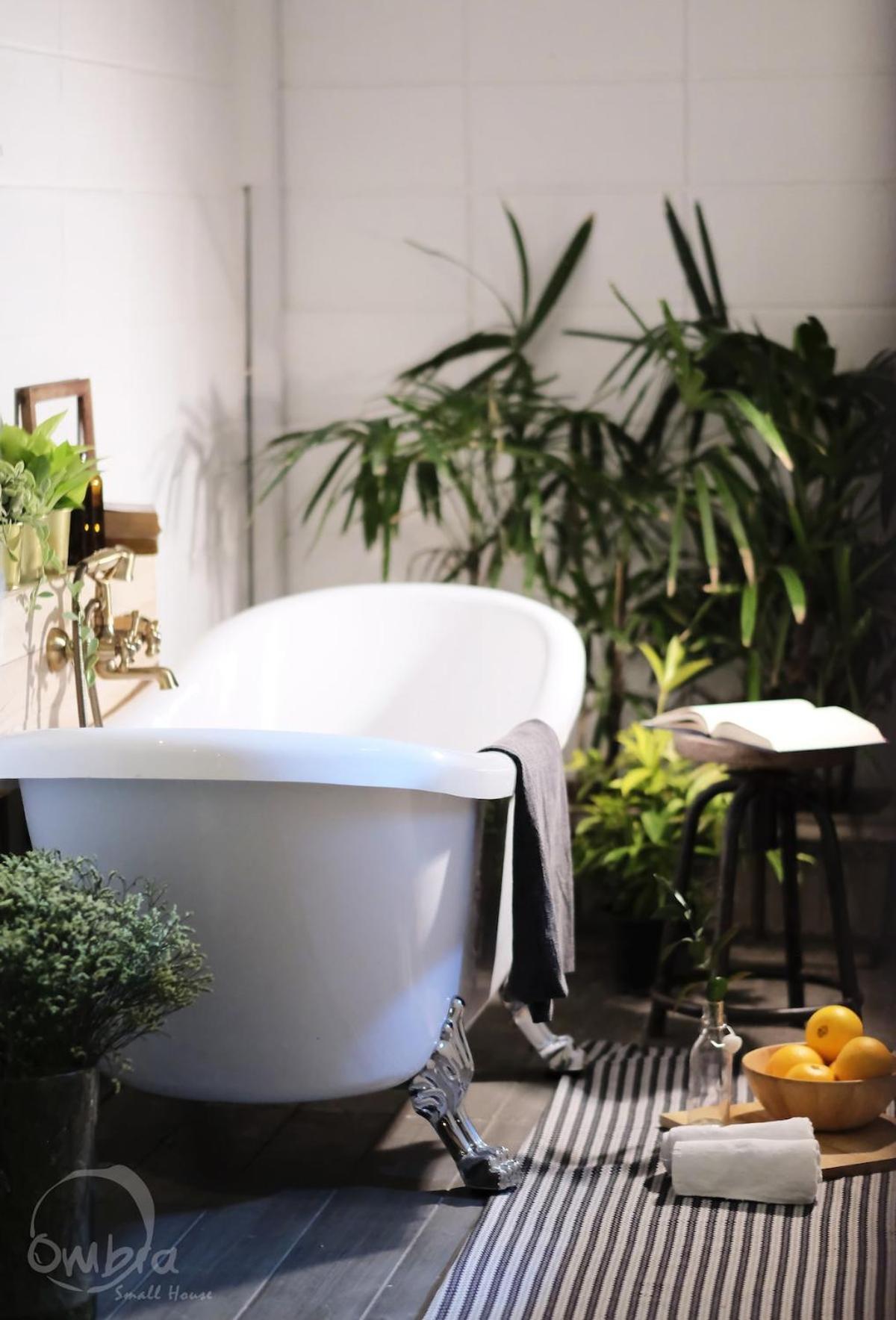 Holiday home 2br House With Bathtub Near Old