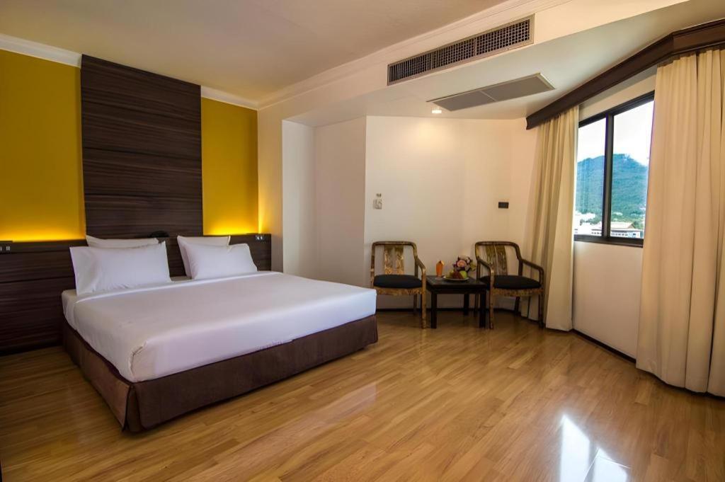 Garden Hotel 3*