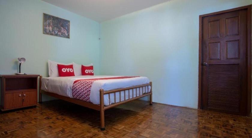 Oyo 909 Guiding Star Hotel 2*
