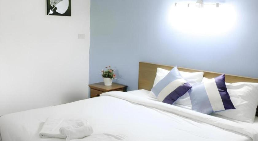 Urban House 195 Hotel 2*