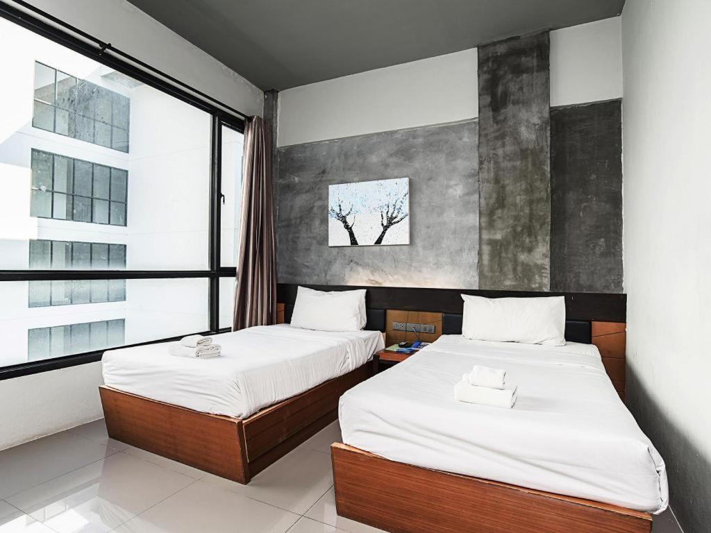 B2 Boutique And Budget Hotel 2*