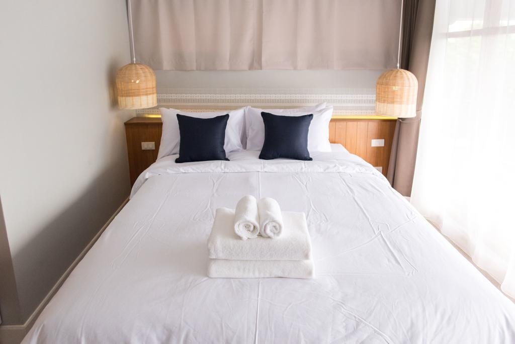 Thapae Happy House Hotel