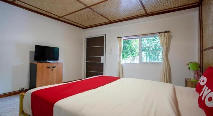 Oyo 909 Guiding Star Hotel Chiang Mai