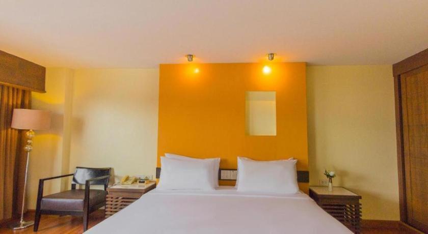 Mayflower Grande Nimman 3*