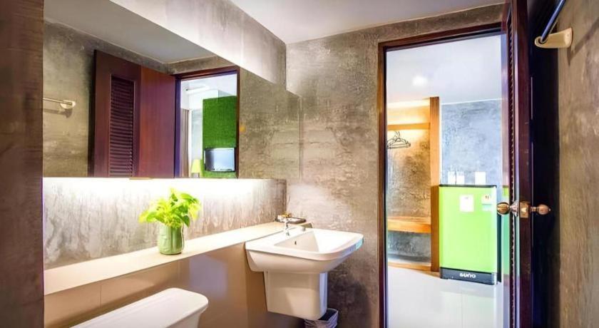 Hotel B2 Boutique And Budget 2*