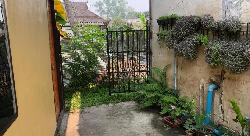 Hotel The Thana House Chiang Mai