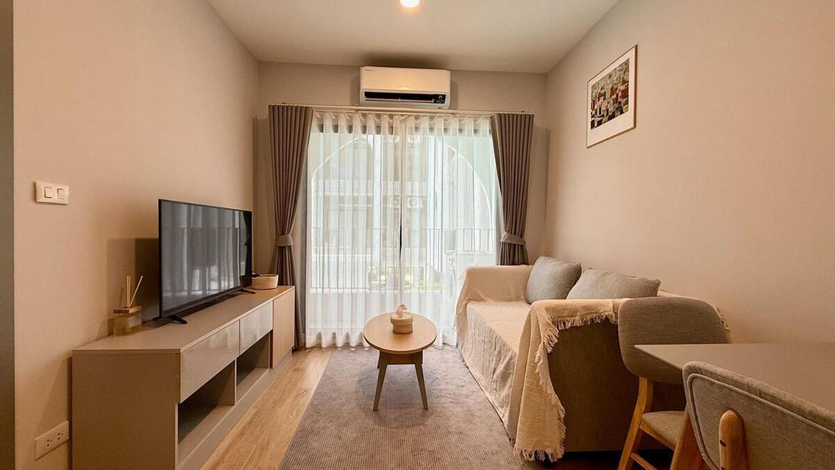 Cozy Mews In Jed Yod 2 - 711 Downstairs Behind Maya Mall * Chiang Mai