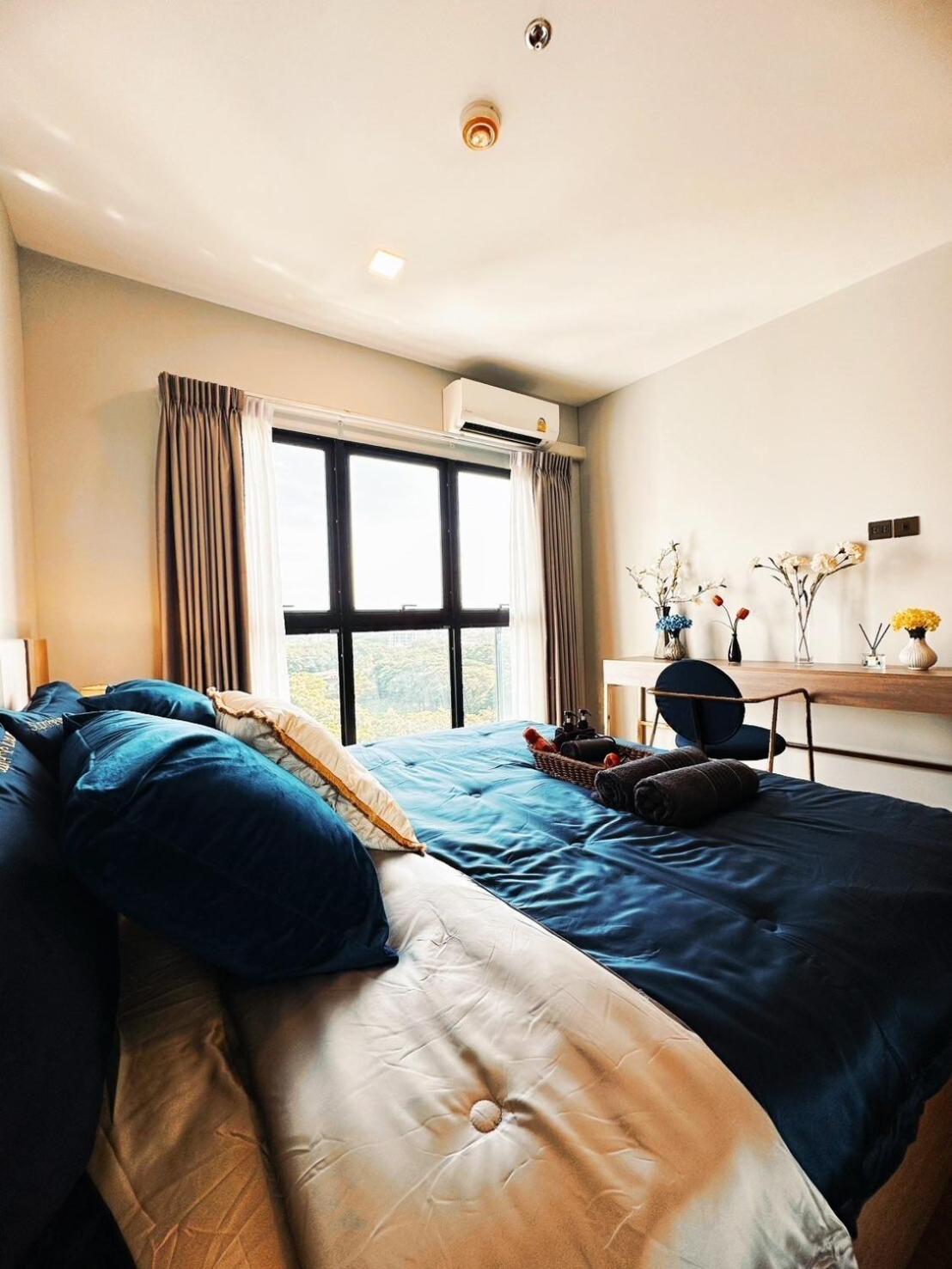 The Astra Sky River 1014 Apartment