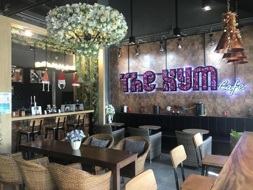 Hotel The Xym 2*