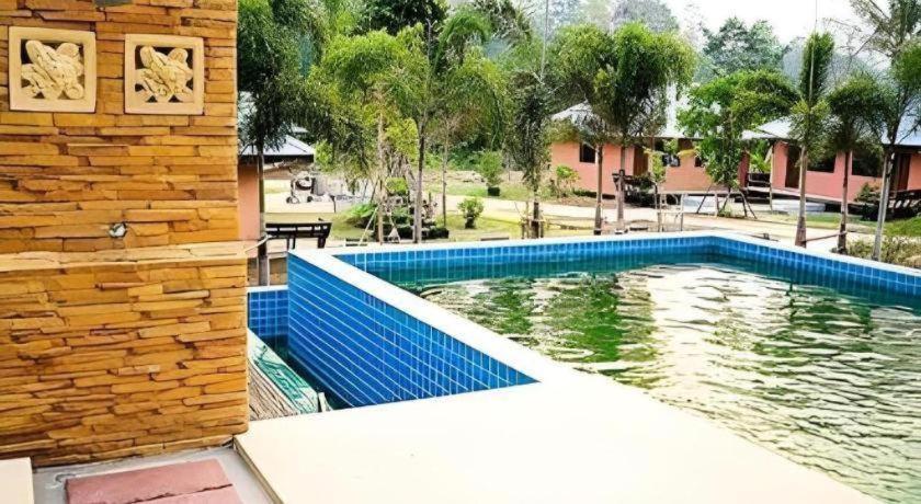 Monn Phu Phrai Hotel