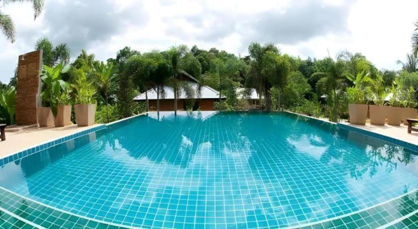 Monn Phu Phrai Hotel