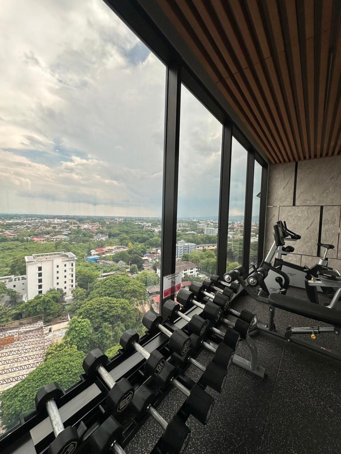 Appartement Astra Sky River Five Star
