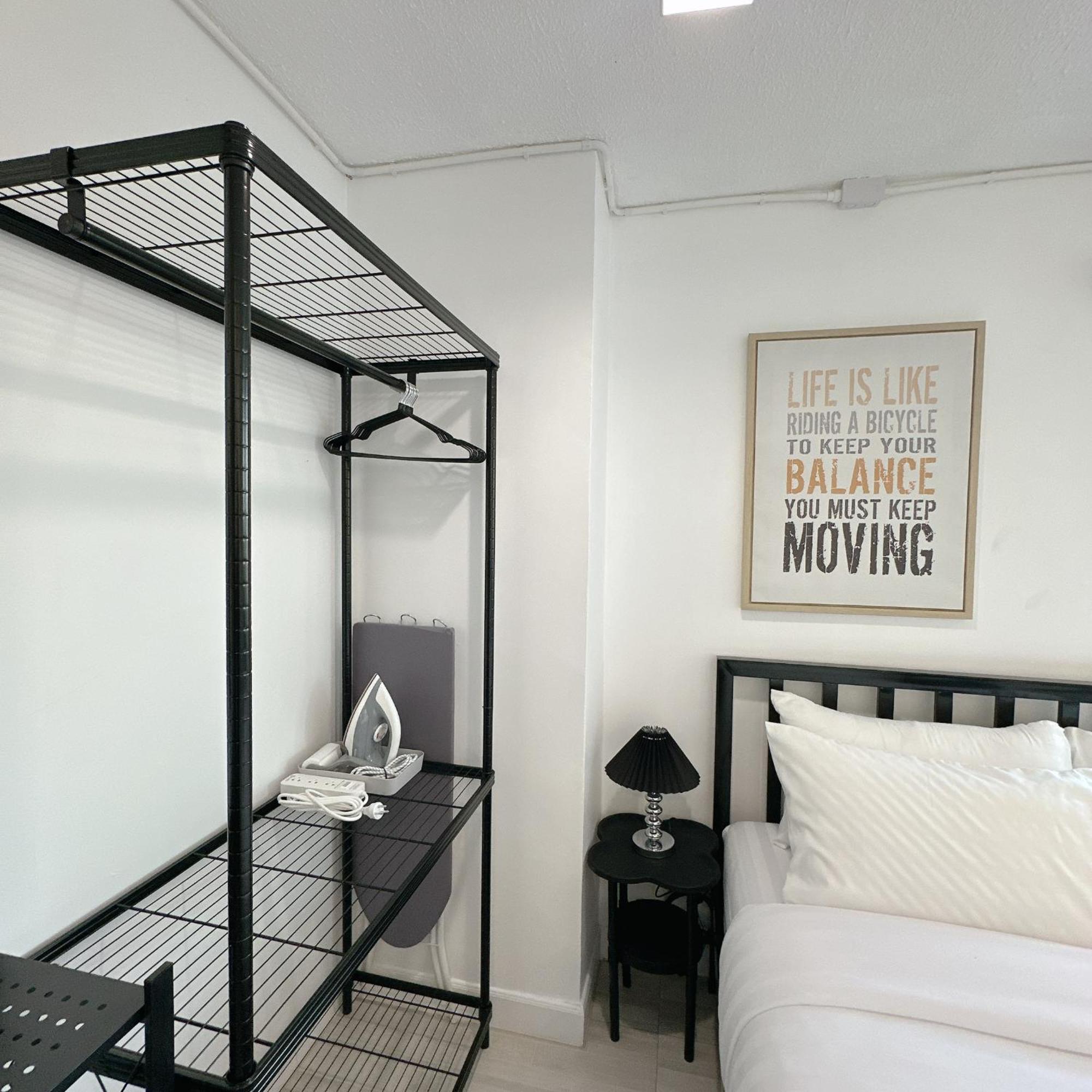 Apartamento White & Black Cozy Heart Of Nimman