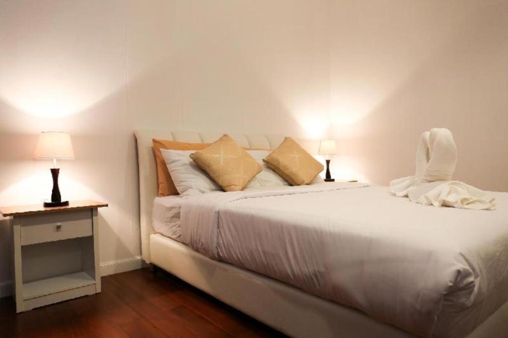 Rajapruek Place Hotel 3*