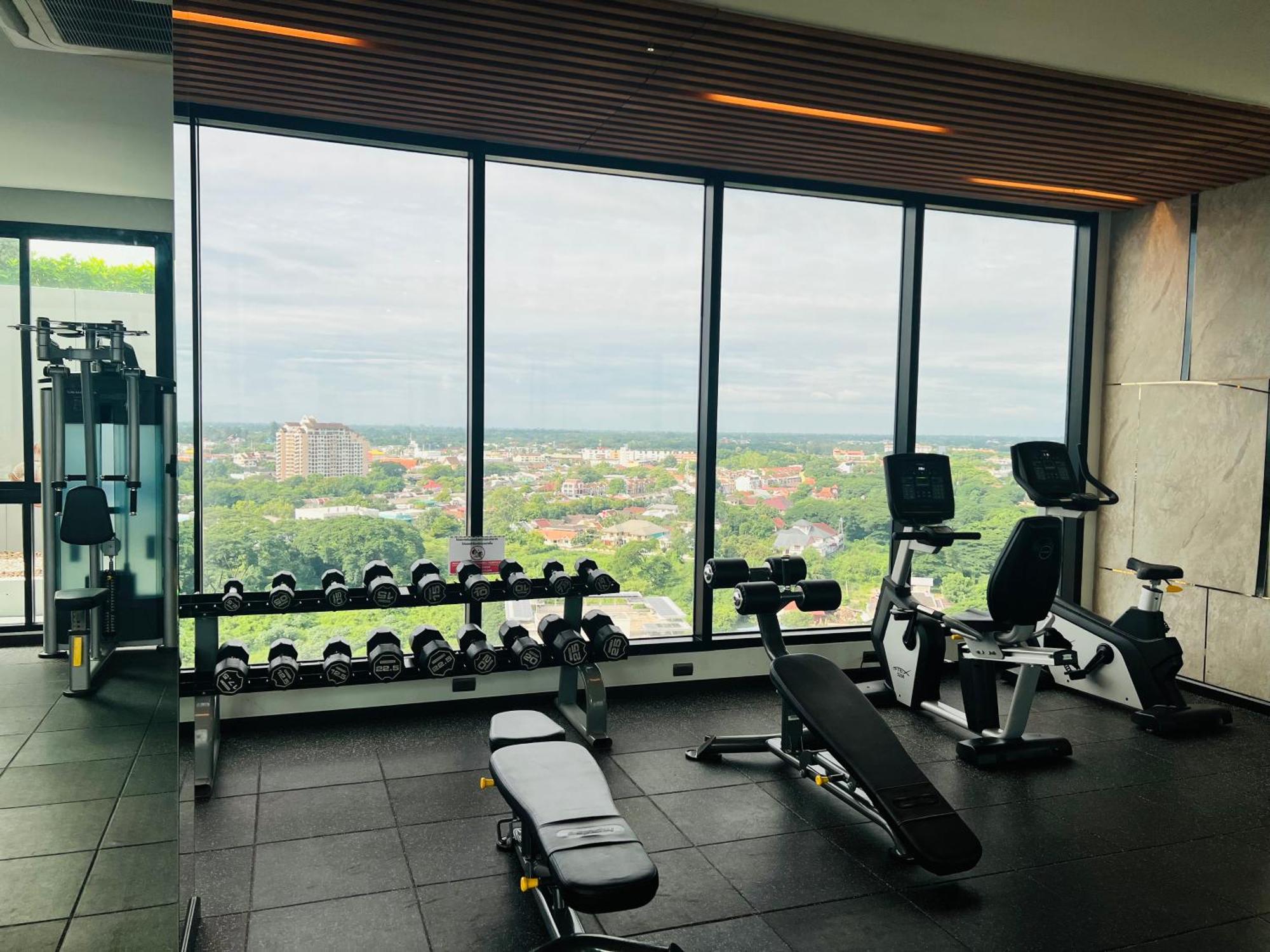 Astra Sky River Luxury 2bedroom Family With Infinity Pool, Near Old Town Pangsapuri