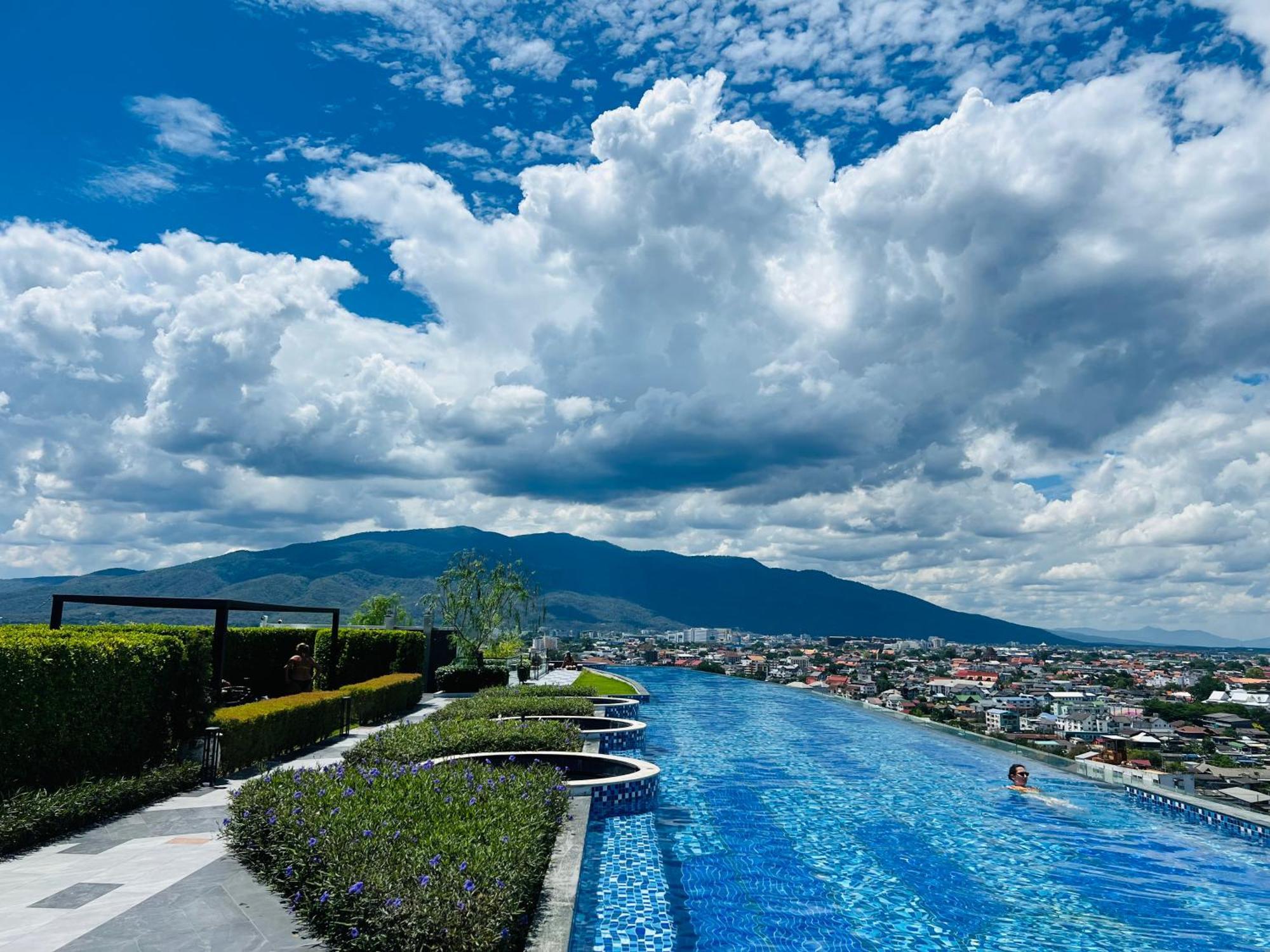 Astra Sky River Luxury 2bedroom Family With Infinity Pool, Near Old Town *