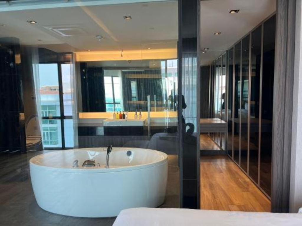 Mountain View@nimman12 & Hotel 4*